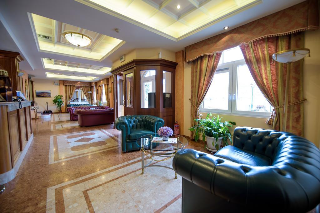 Hotel Kastoria In Kastoria City Extérieur photo